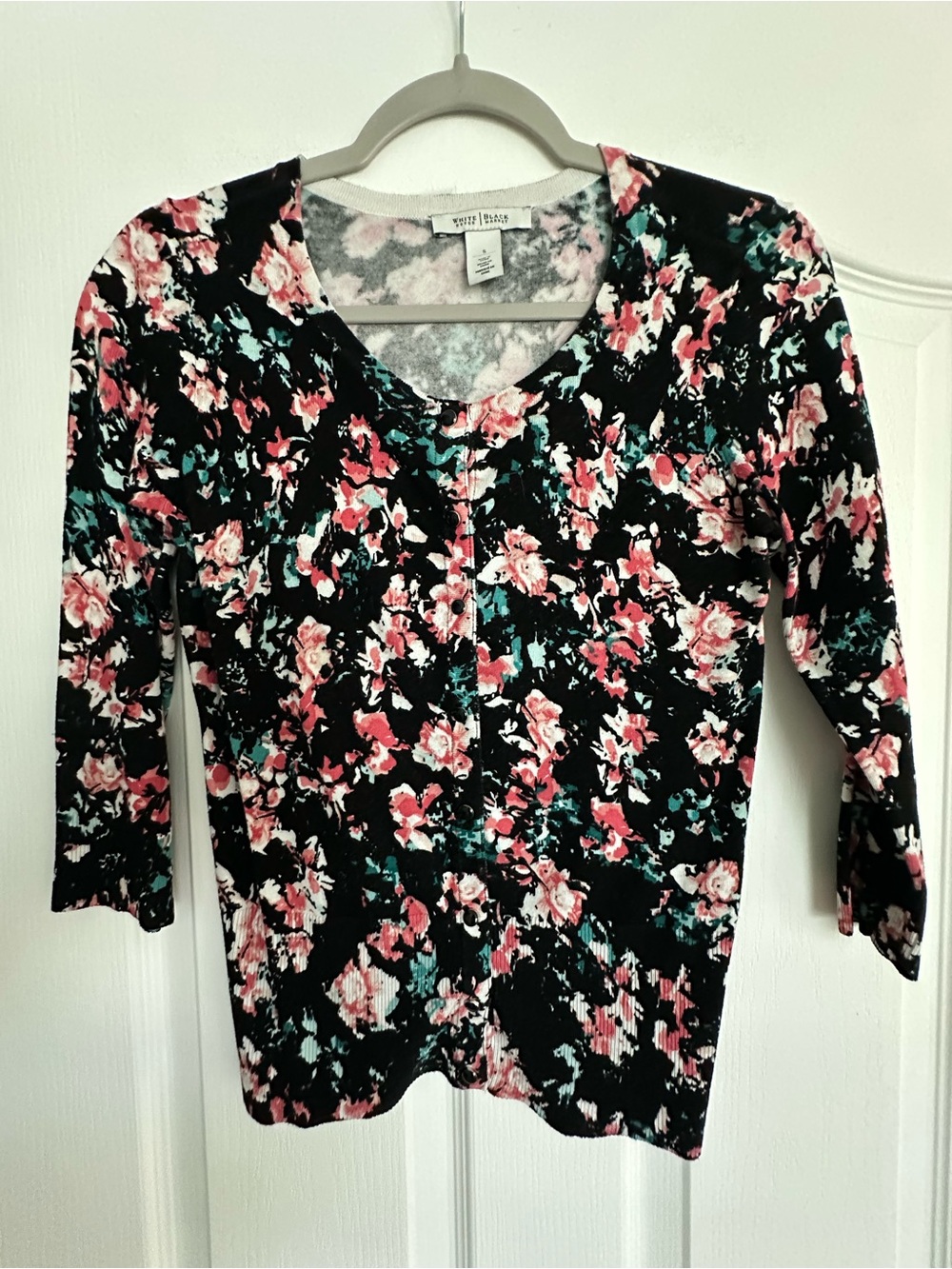White House Black Market Black Floral Button-Front Cardigan
